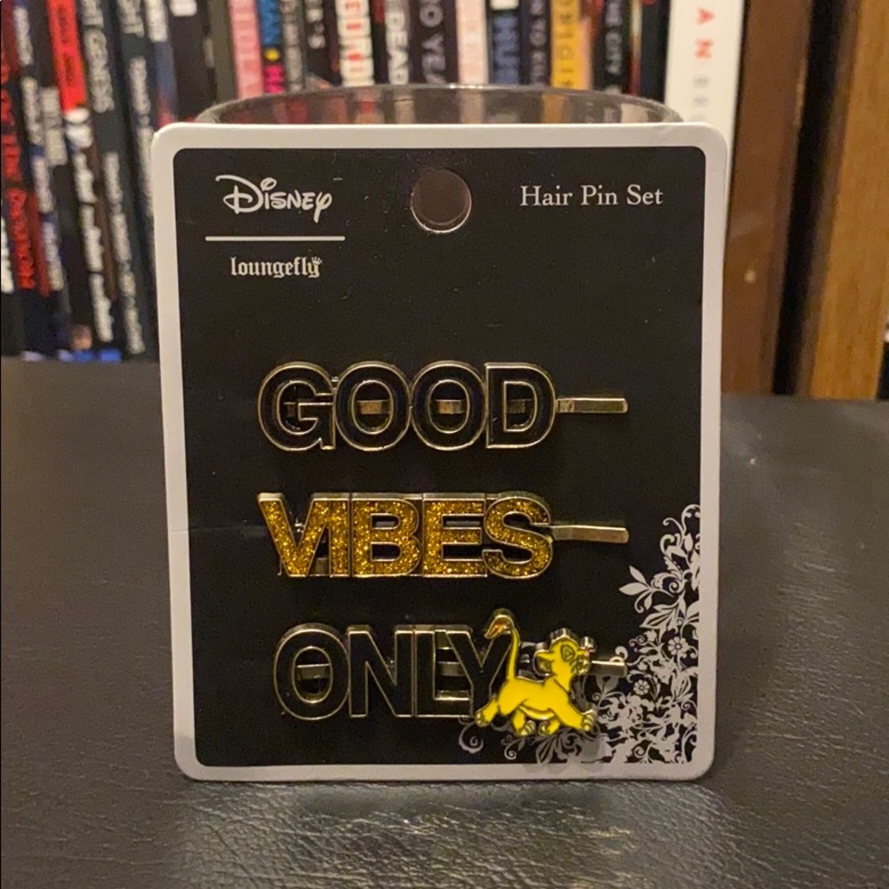 ✨ NWT! ✨ Disney lion king Bobby pins